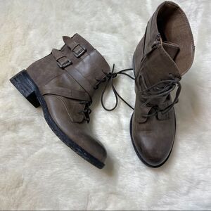 Rebels Lilo bootie taupe 7